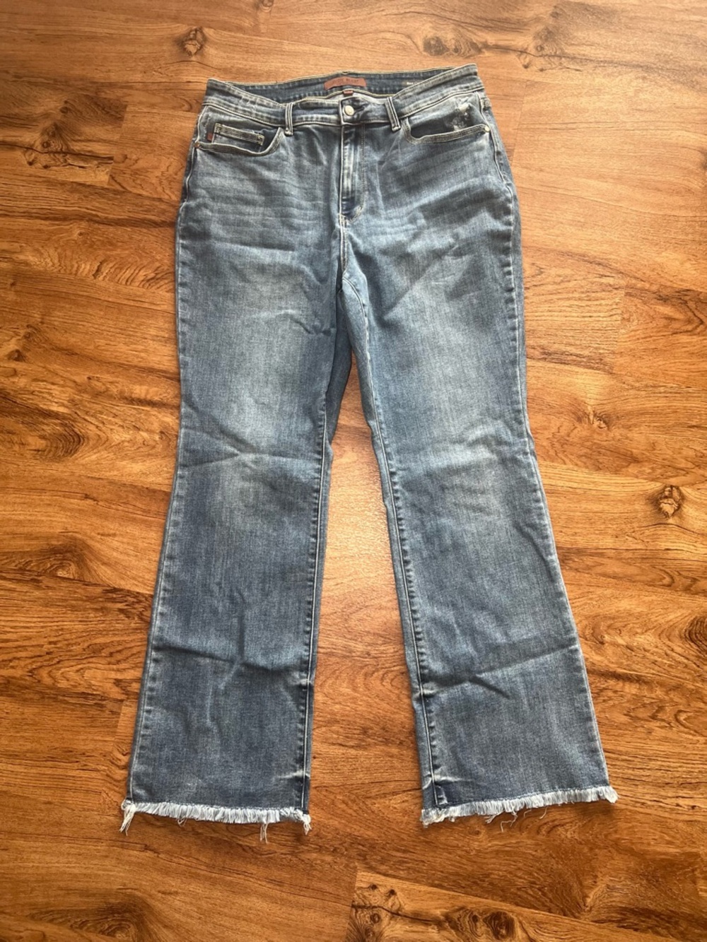 Judy Blue Bootcut Jeans Women’s 16W Distressed Raw Hem Stretch Denim Mid Rise